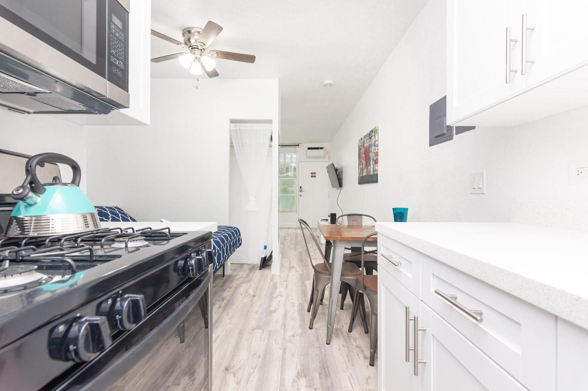 Ocean Drive Deco Apt W/2 Queen Beds, Steps 2 Beach Miami Beach Exterior foto